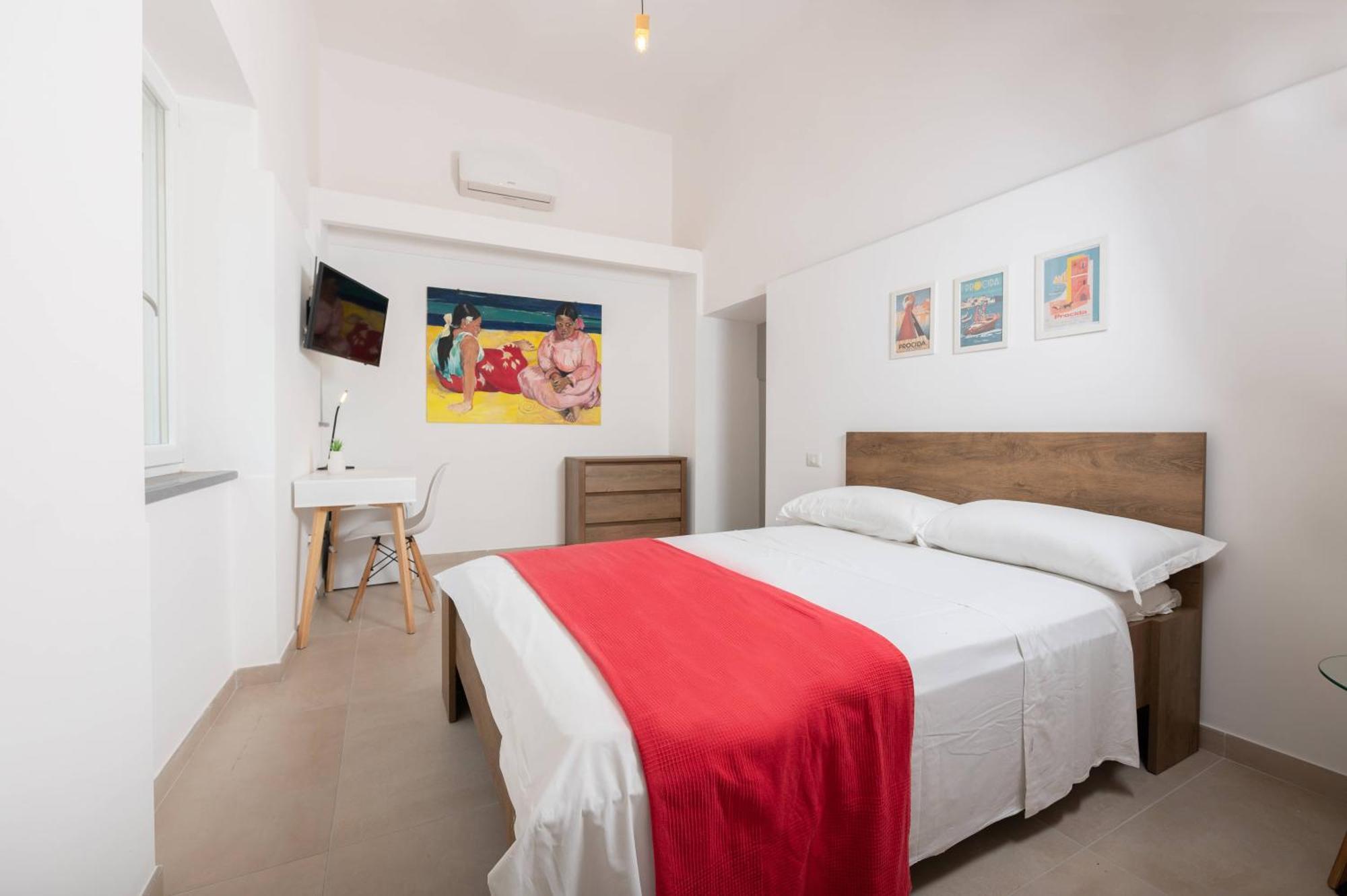 Gioia 13 Rooms & Apartments Procida Bagian luar foto