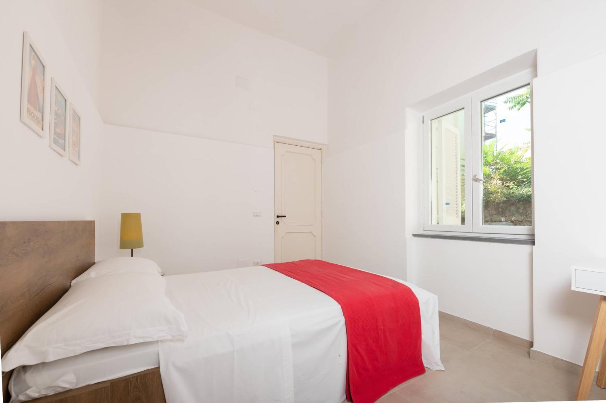 Gioia 13 Rooms & Apartments Procida Bagian luar foto