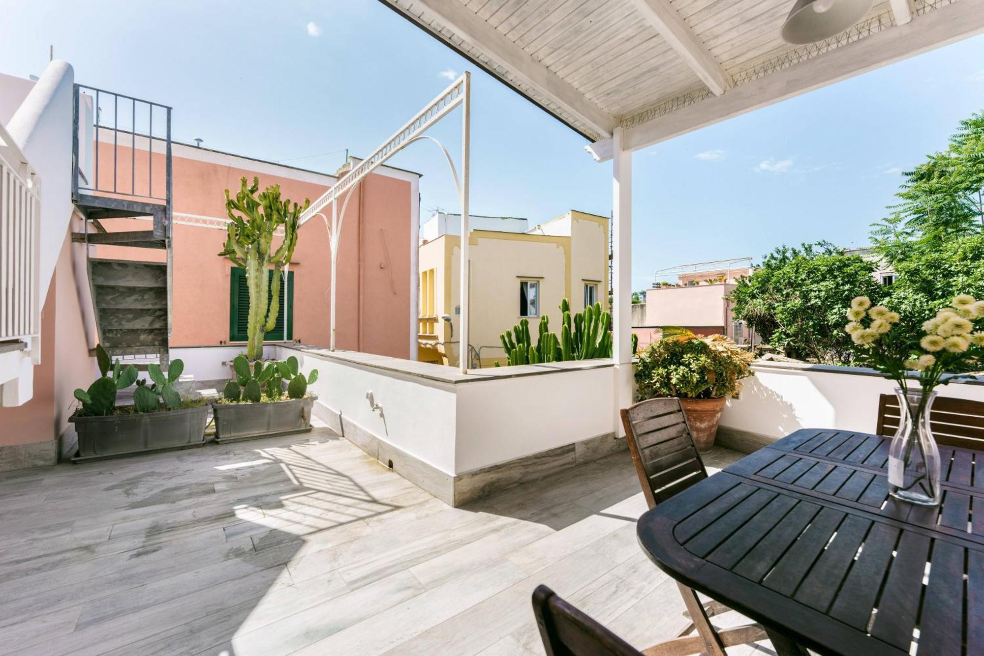 Gioia 13 Rooms & Apartments Procida Bagian luar foto